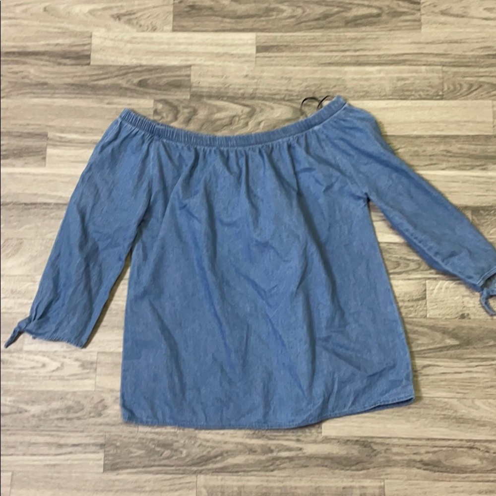 Women’s chambray off shoulder top